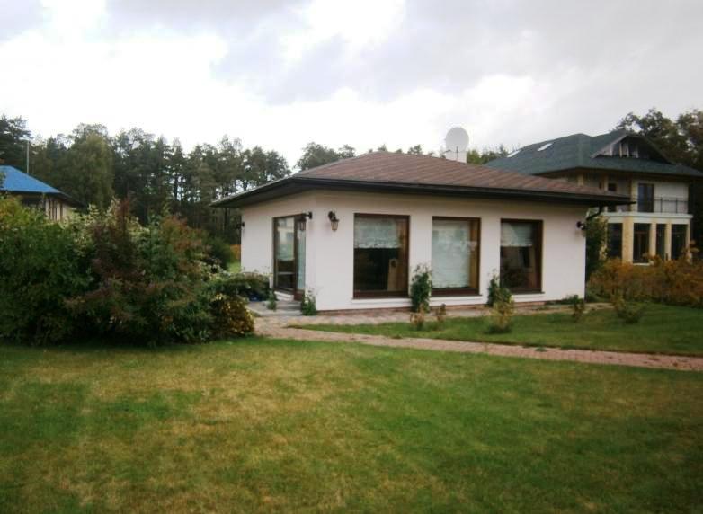 Шикарный дом в Юрмале на стороне реки...